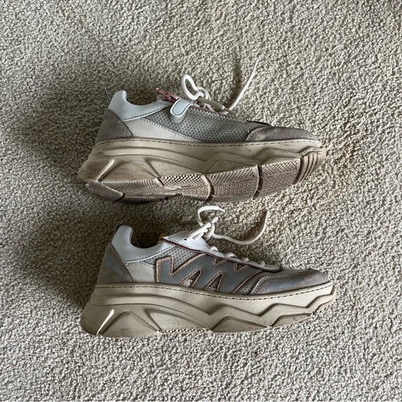 Red Rag Chunky Sneaker - Picture 3 of 4